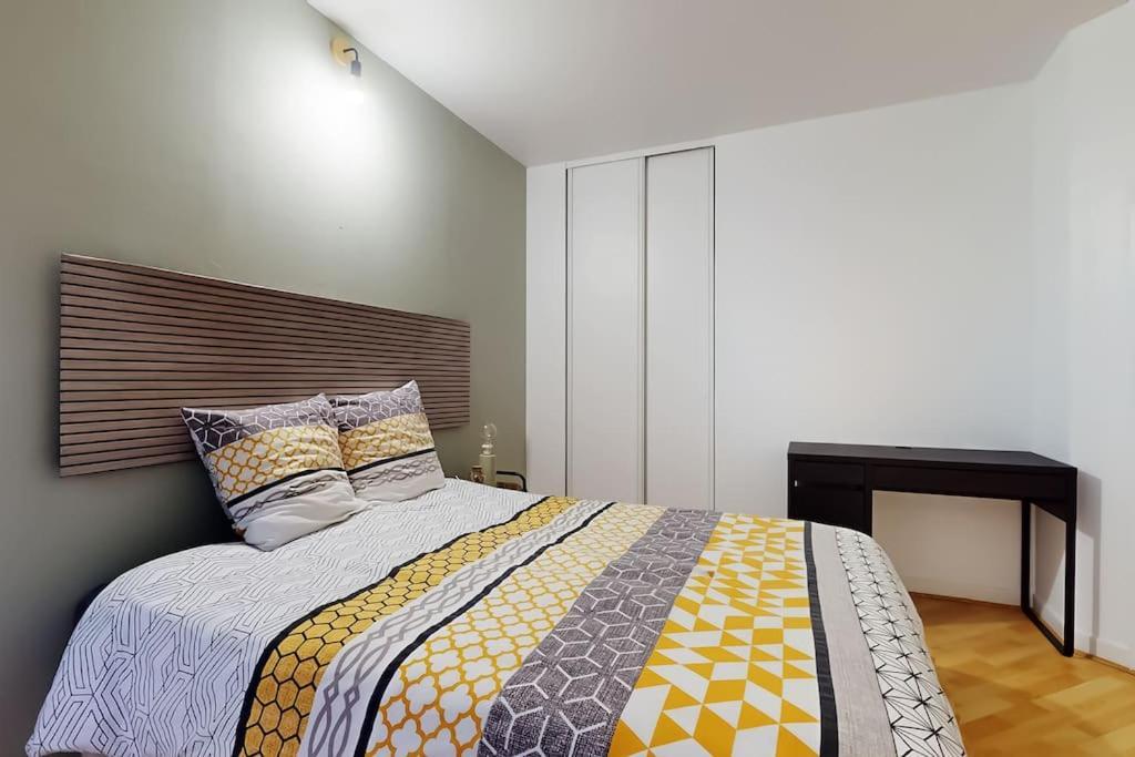 8 Personnes - 4 Rooms - 2 Salle De Bain - Metro 7 & 14 - Porte Italie - Private Car Park- Wifi Ле-Кремлен-Бісетр Екстер'єр фото