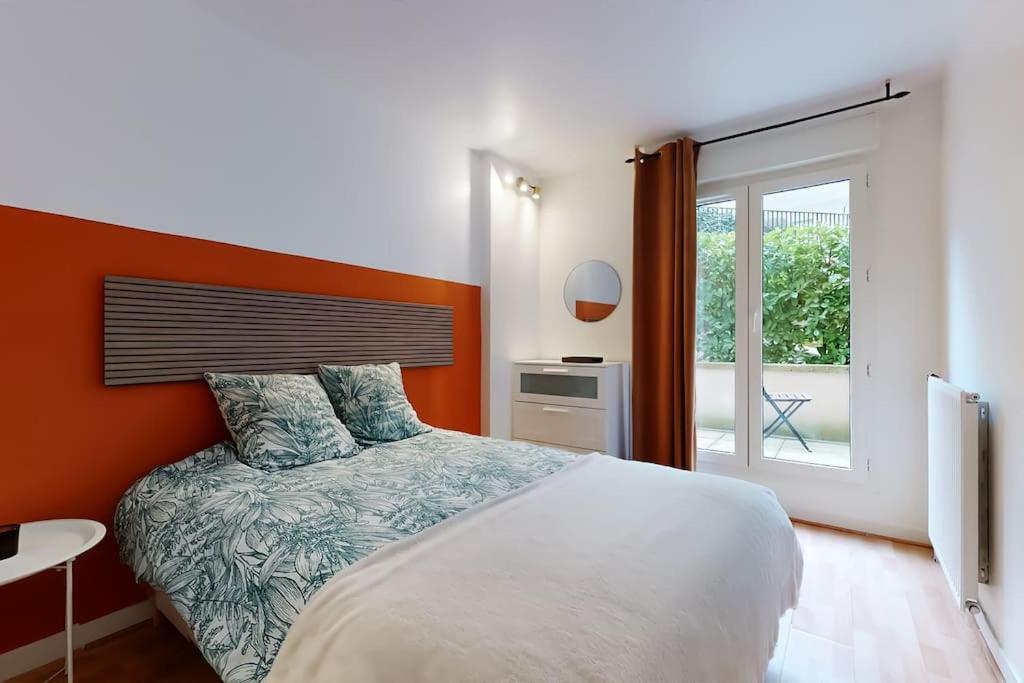 8 Personnes - 4 Rooms - 2 Salle De Bain - Metro 7 & 14 - Porte Italie - Private Car Park- Wifi Ле-Кремлен-Бісетр Екстер'єр фото