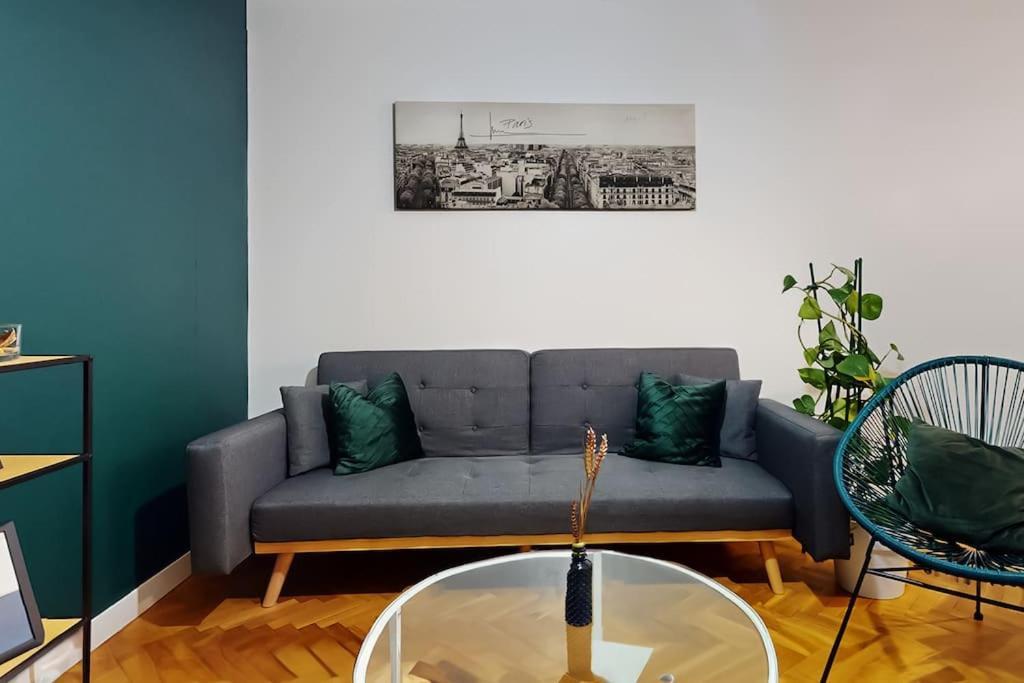 8 Personnes - 4 Rooms - 2 Salle De Bain - Metro 7 & 14 - Porte Italie - Private Car Park- Wifi Ле-Кремлен-Бісетр Екстер'єр фото